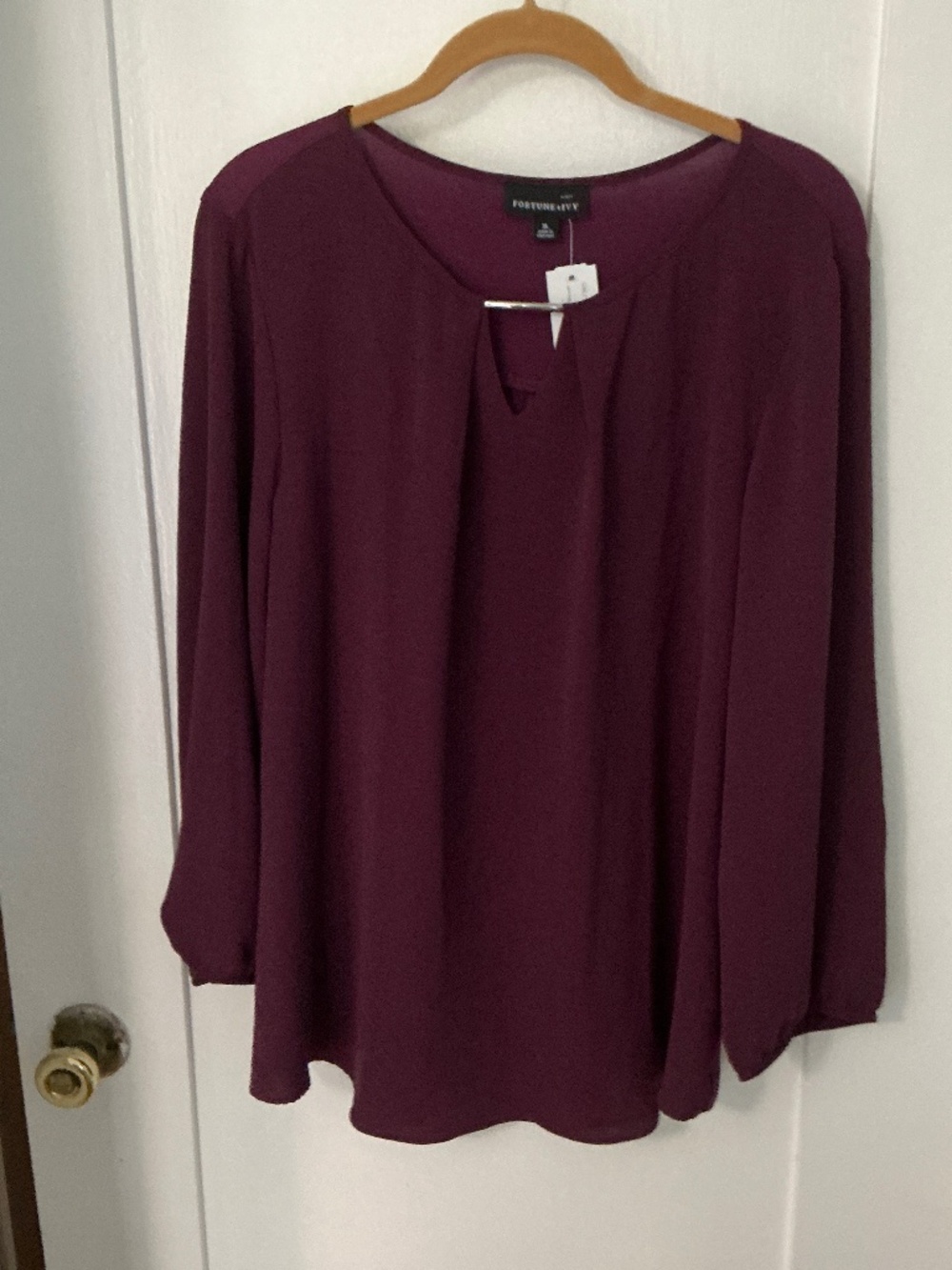 Fortune + Ivy Burgundy Keyhole Blouse XL | Elegant Long Sleeve Flowy Top NWT